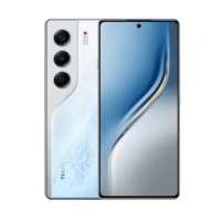 Tecno Camon 40